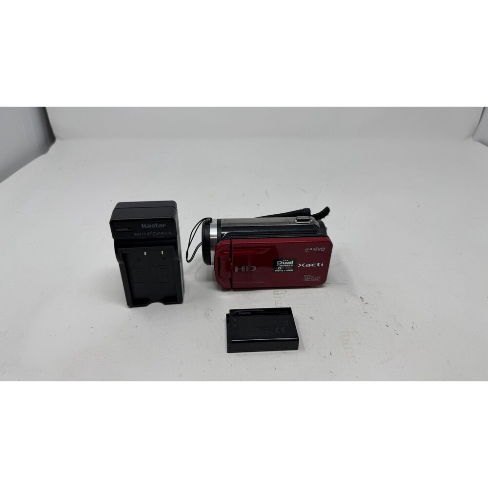 Sanyo Xacti VPC-ZH1R Camcorder Dual Camera  Red